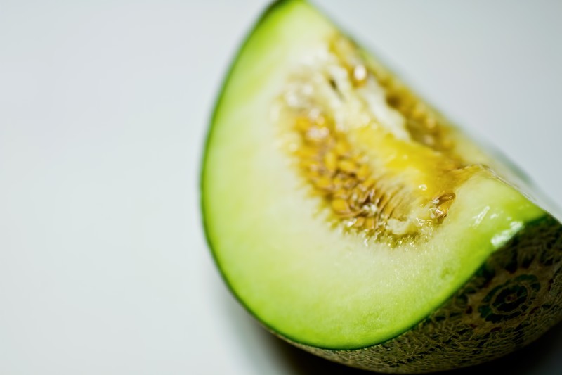 メロンは野菜?それとも果物?どっち?野菜と果実の違いや見分け方のイメージ