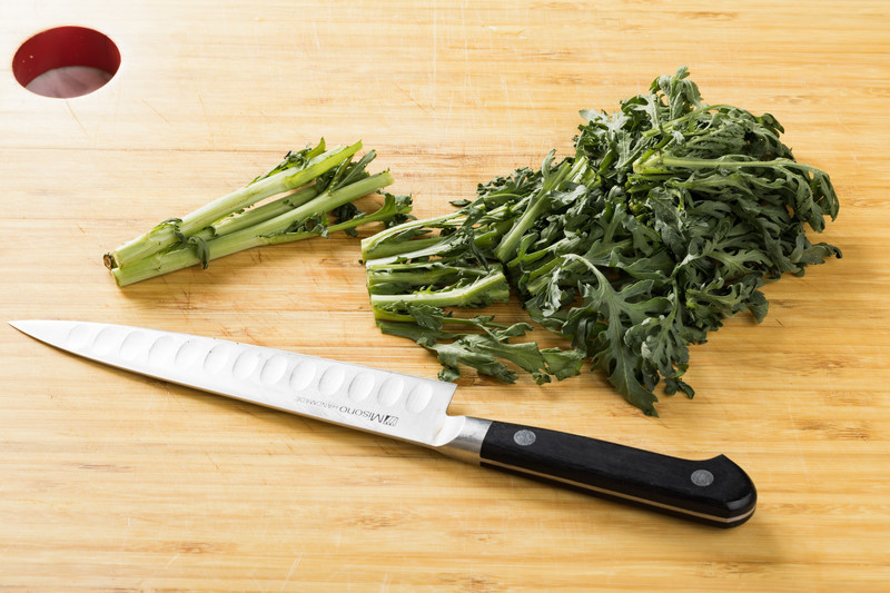 春菊（シュンギク）の育て方！上手な間引きの仕方や冬越しの方法とは？