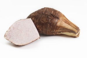 里芋の種類や食べ方！赤・ピンクの部分は食べられる？適切な保存方法は？