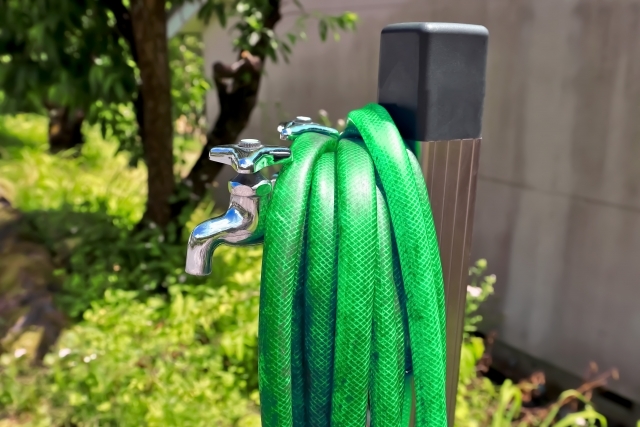 園芸用の蛇口ホースの取り付け!ホースと蛇口を連結させる方法とは?