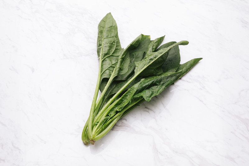 小松菜は生でも食べられる？生での食べ方・生での冷凍方法も解説！のイメージ