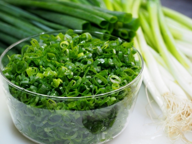 「葉ねぎ」とは？その特徴・種類や間引きのコツなどの育て方をご紹介！のイメージ