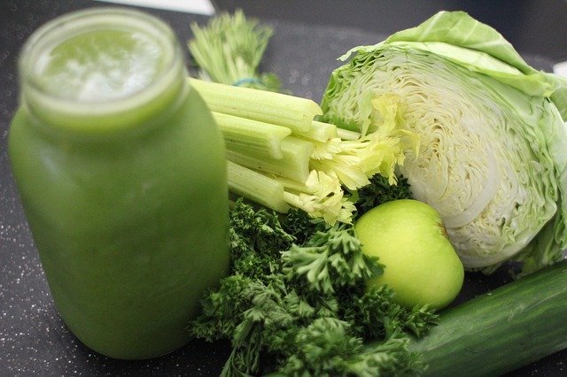 セロリ(セルリー)の育て方!家庭菜園での植え方から収穫方法まで!のイメージ
