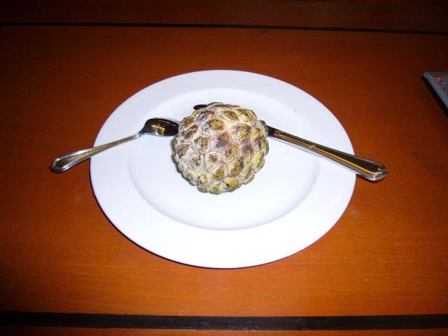 チェリモヤとは?世界三大フルーツといわれる果実の特徴や食べ方を紹介!
