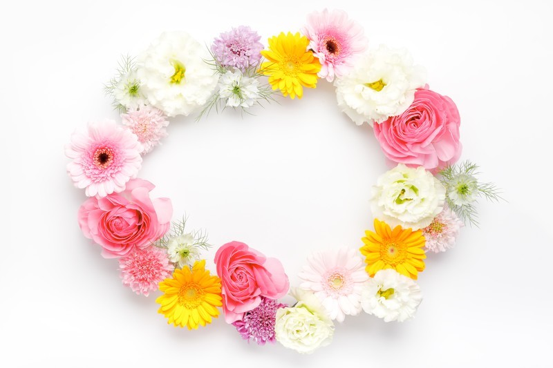 花かんむりの作り方!簡単な手順や材料&真似したくなる参考例も紹介!のイメージ