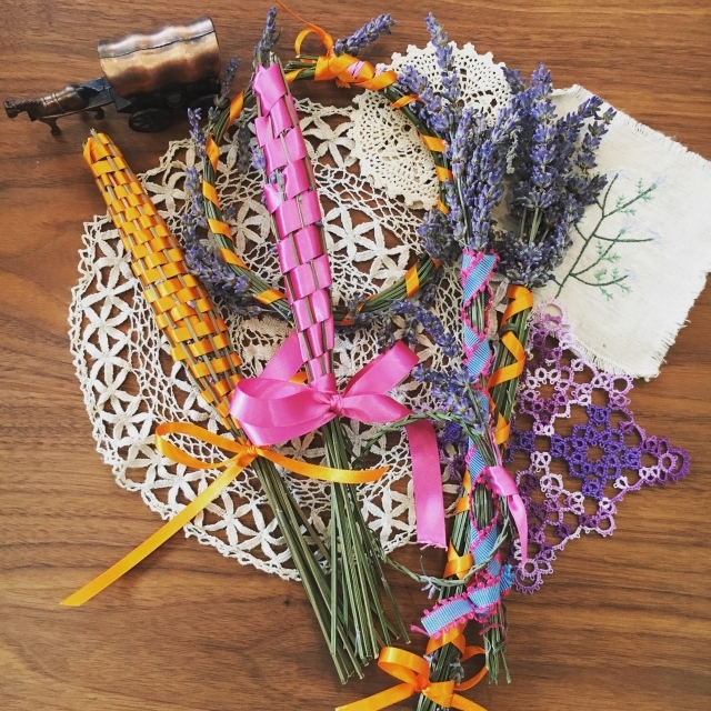 ラベンダースティックの作り方！ハート型のアレンジ方法などもご紹介