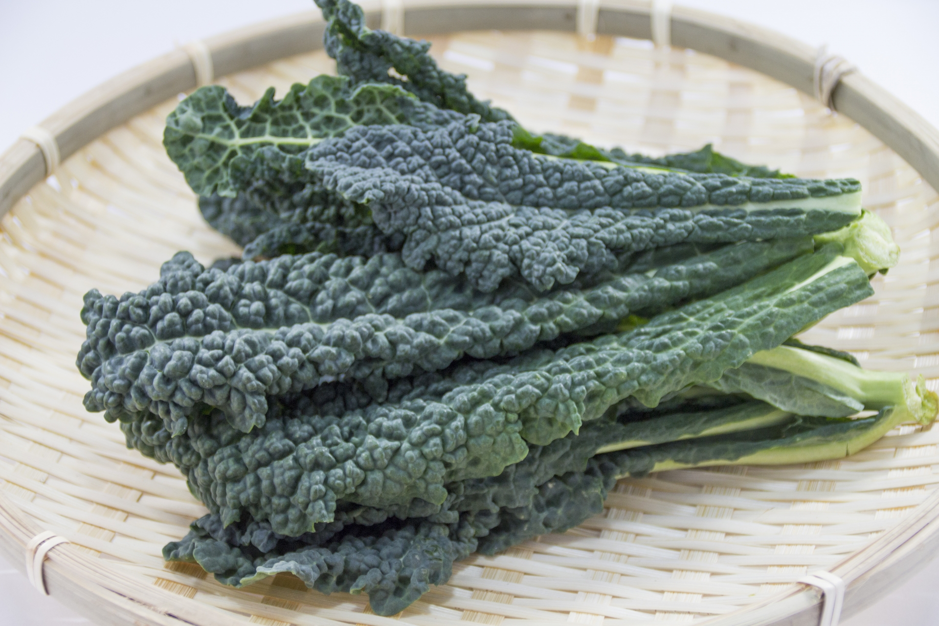 カーボロネロとは？黒いキャベツ？旬な時期やおすすめの食べ方を紹介！