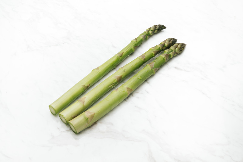 アスパラガスのゆで方はどれくらい？おすすめの茹で時間や下処理方法を紹介！のイメージ