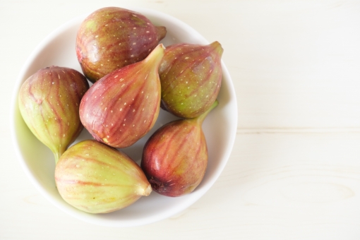 いちじくは皮ごと食べられる？保存方法やレシピ、食べやすい品種などを紹介