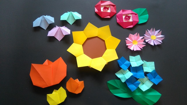 季節の花を折り紙で作ろう！小学生でも作れる簡単な折り方6選！