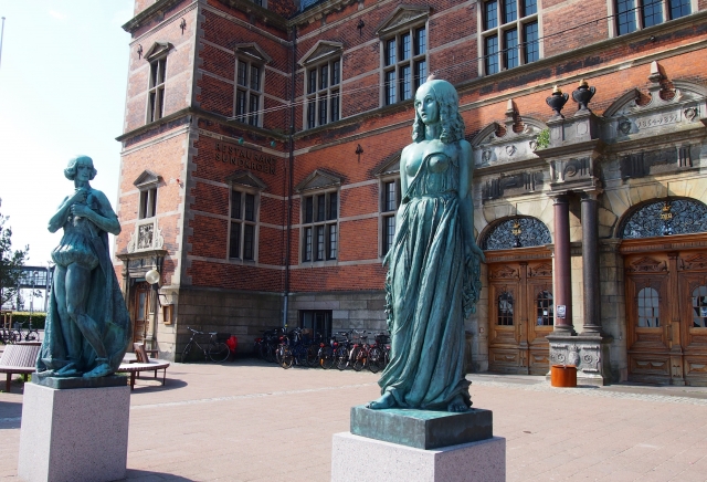 名画「オフィーリア」に隠された花の意味とは？花言葉もご紹介！